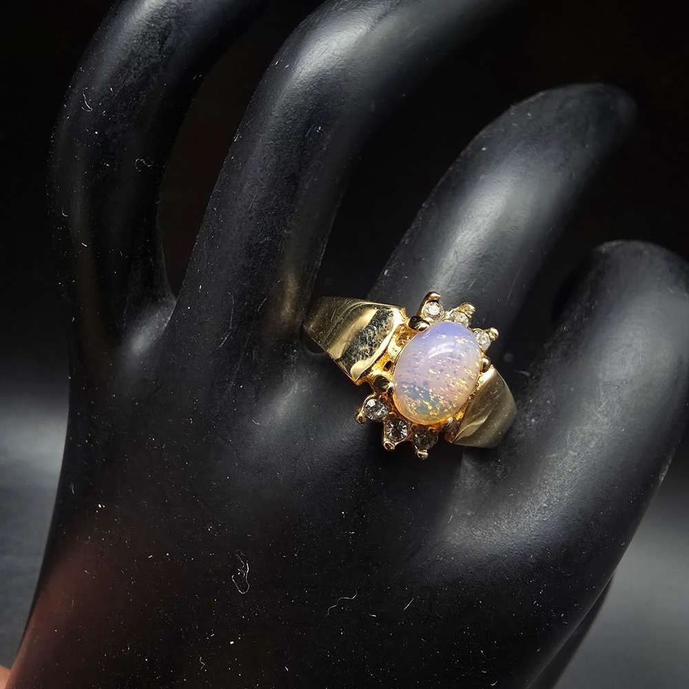 Faux Opal Rhinestone Ring Size 9 Gold Tone Bang VIntage 1990s Jewelry